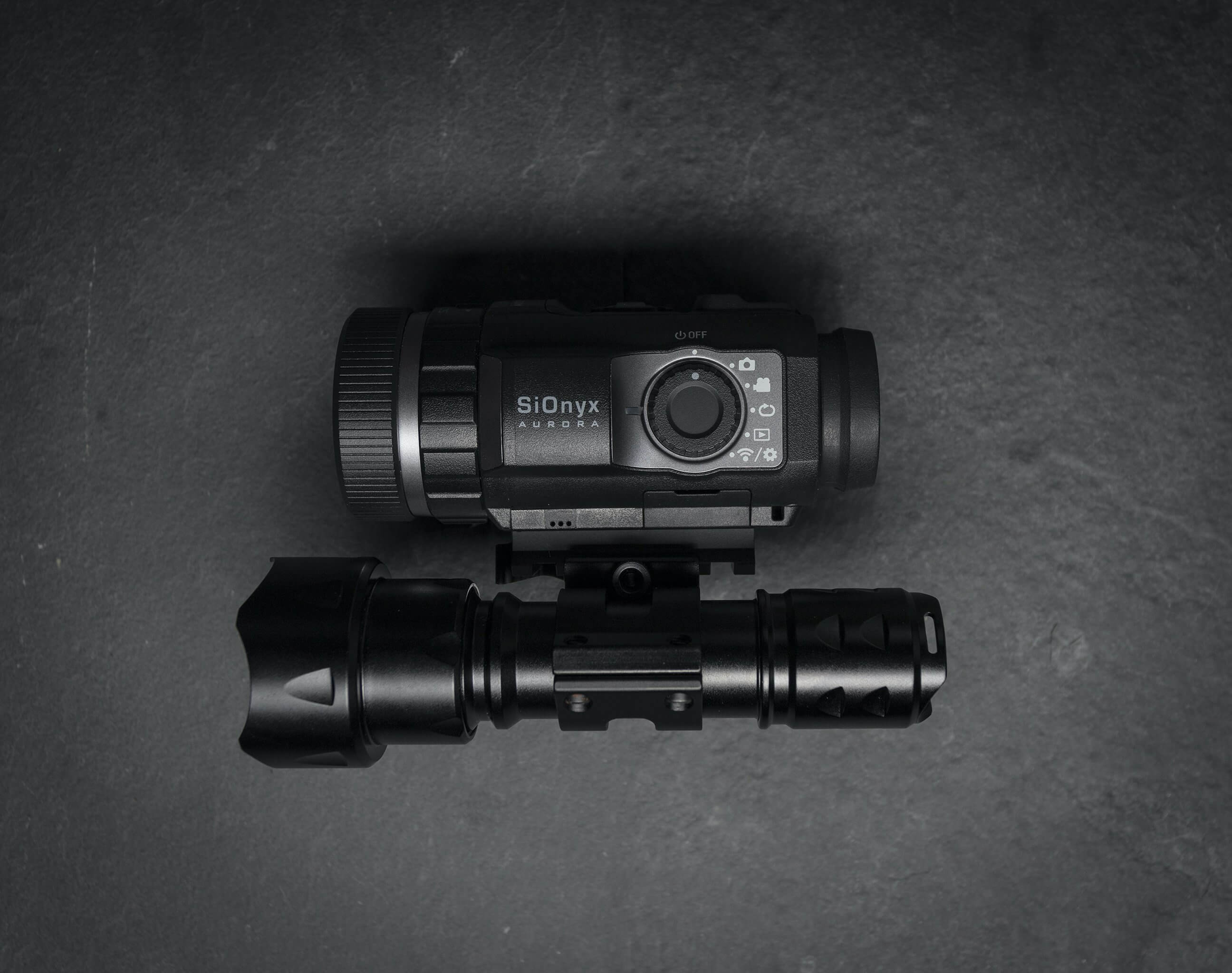 Aurora Pro Bundle (Aurora Pro + Illuminator Kit)